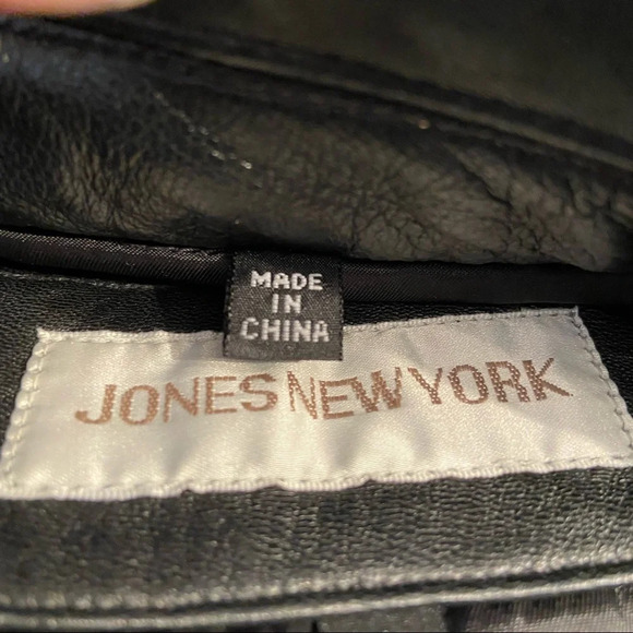 Jones New‎ York women’s black leather jacket in  size medium - Picture 7 of 10